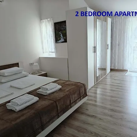 Miraflor, Center * Crikvenica