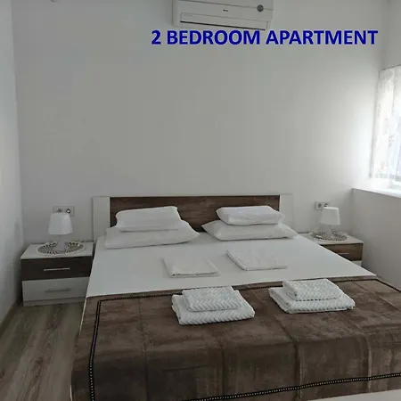 Miraflor, Center Crikvenica