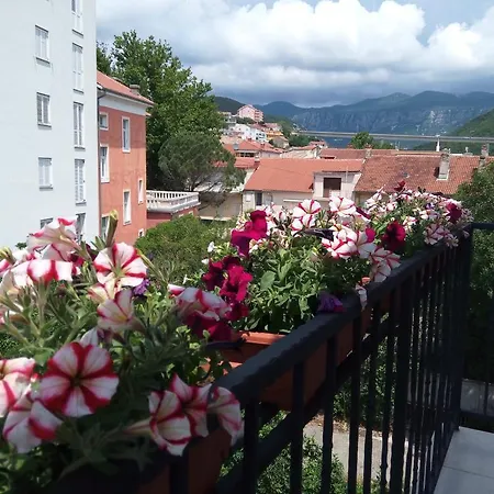 Miraflor, City Center Apartment *
