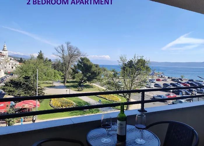 Apartman Miraflor, Center