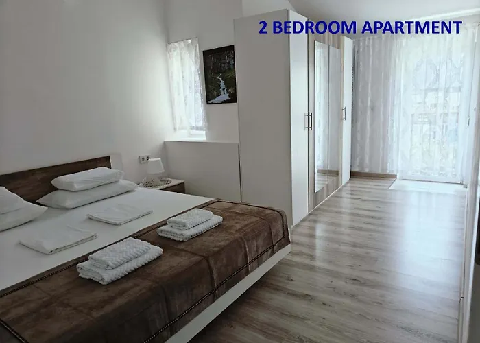 Miraflor, Center * Crikvenica